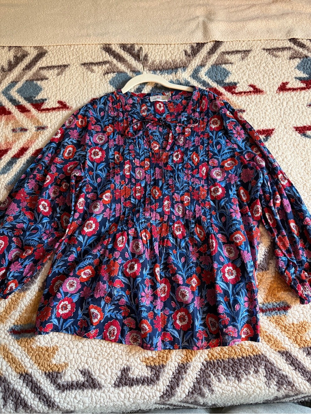 Vineyard Vines Top